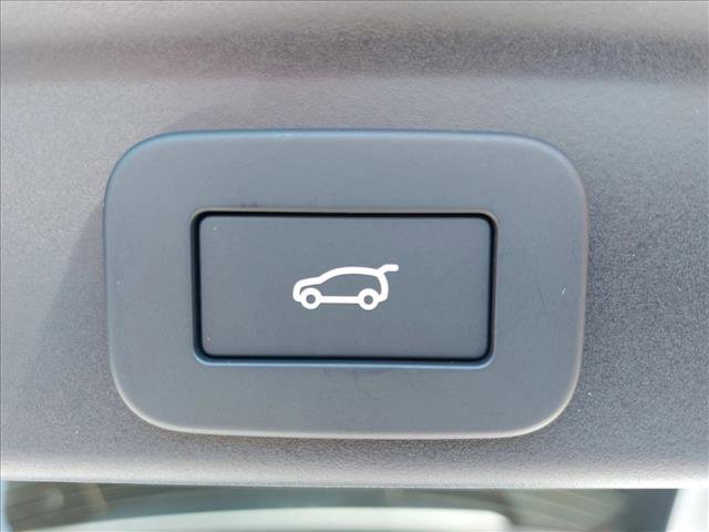 New 2026 Jaguar F-PACE R-Dynamic S image 10