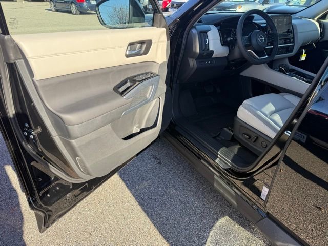 New 2025 Nissan Pathfinder SL image 15