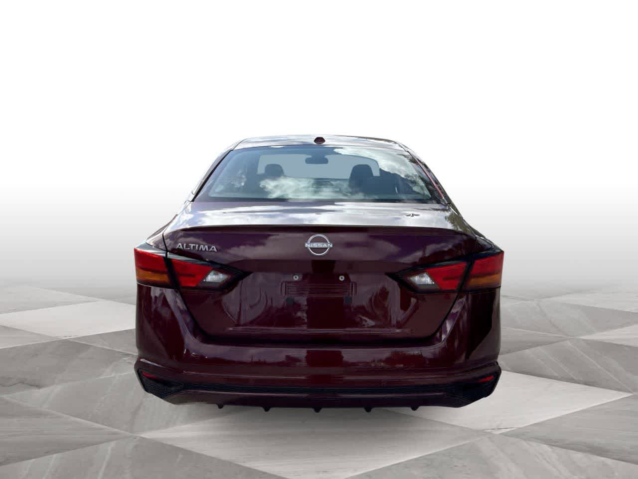 Used 2025 Nissan Altima 2.5 SV FWD image 7
