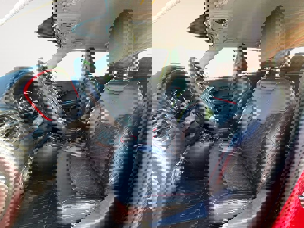 Used 2019 Jeep Compass Trailhawk w/ Cold Weather Group image 9