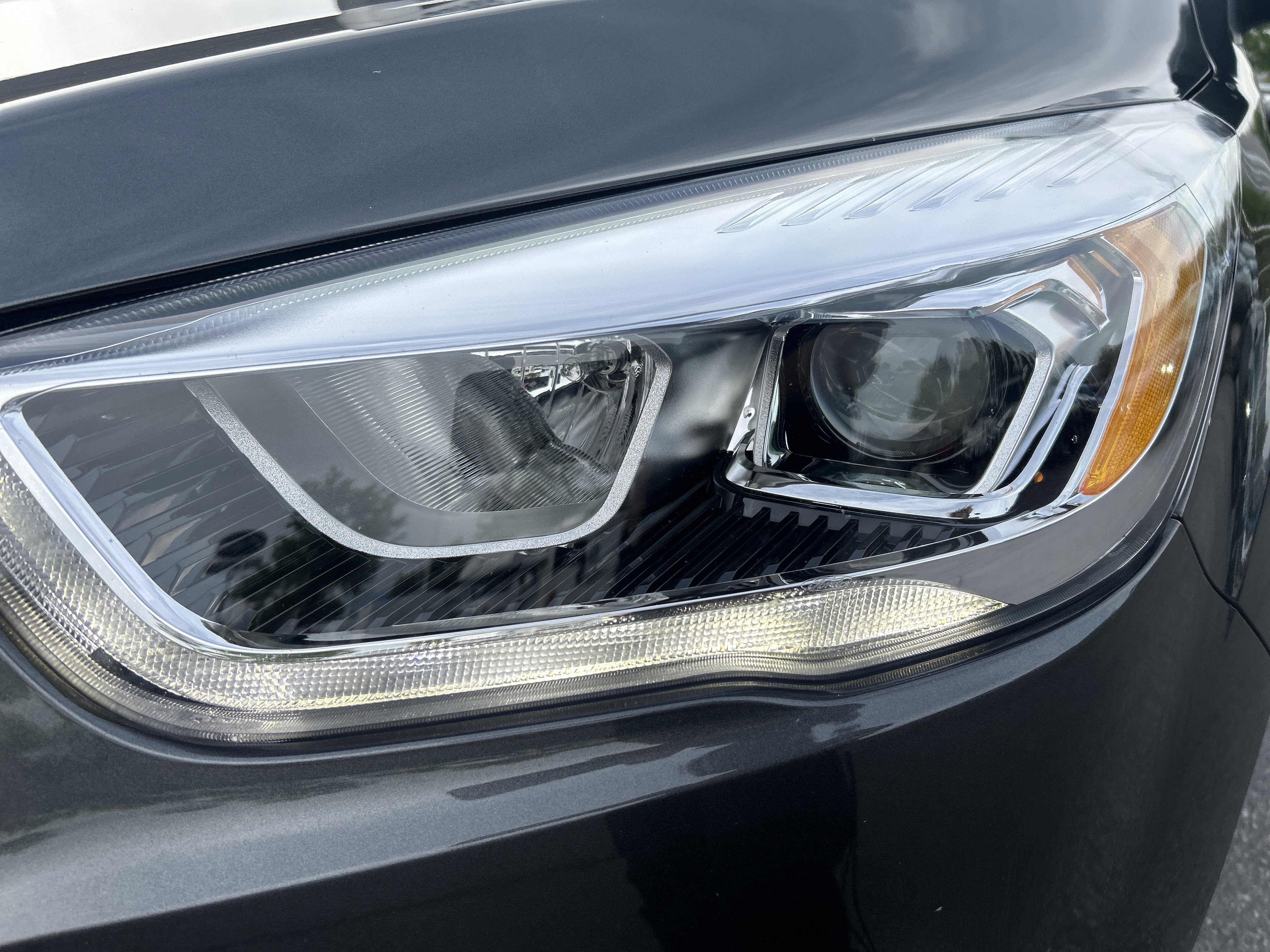 Used 2019 Ford Escape SEL AWD/4WD image 5