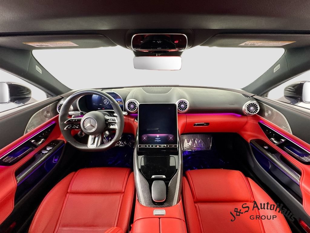 Used 2022 Mercedes-Benz SL 55 AMG 4MATIC w/ Driver Assistance Package image 29