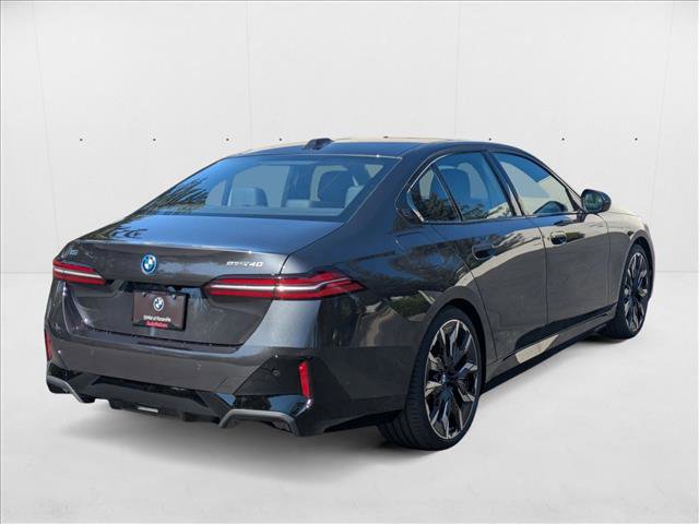 New 2026 BMW i5 eDrive40 image 2