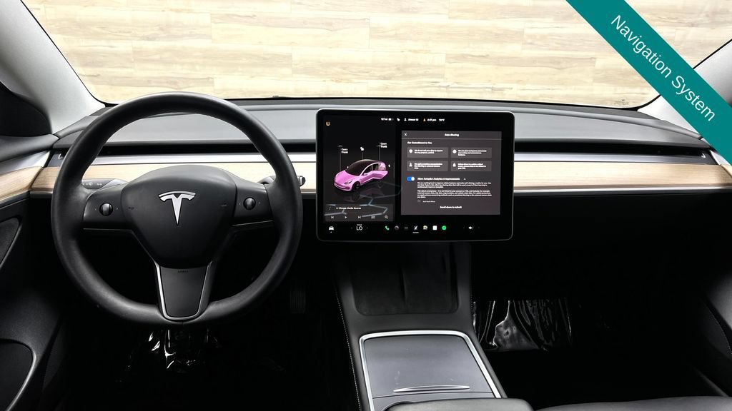 Used 2023 Tesla Model 3 Standard Range RWD image 2