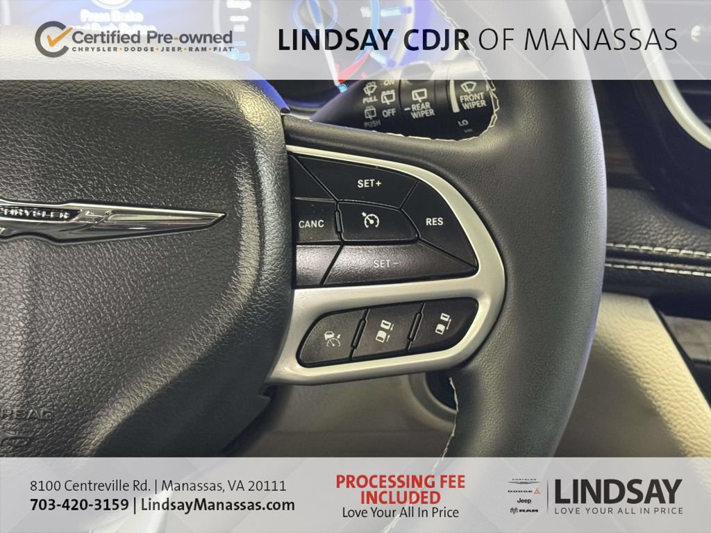 Used 2023 Chrysler Pacifica Limited FWD image 31