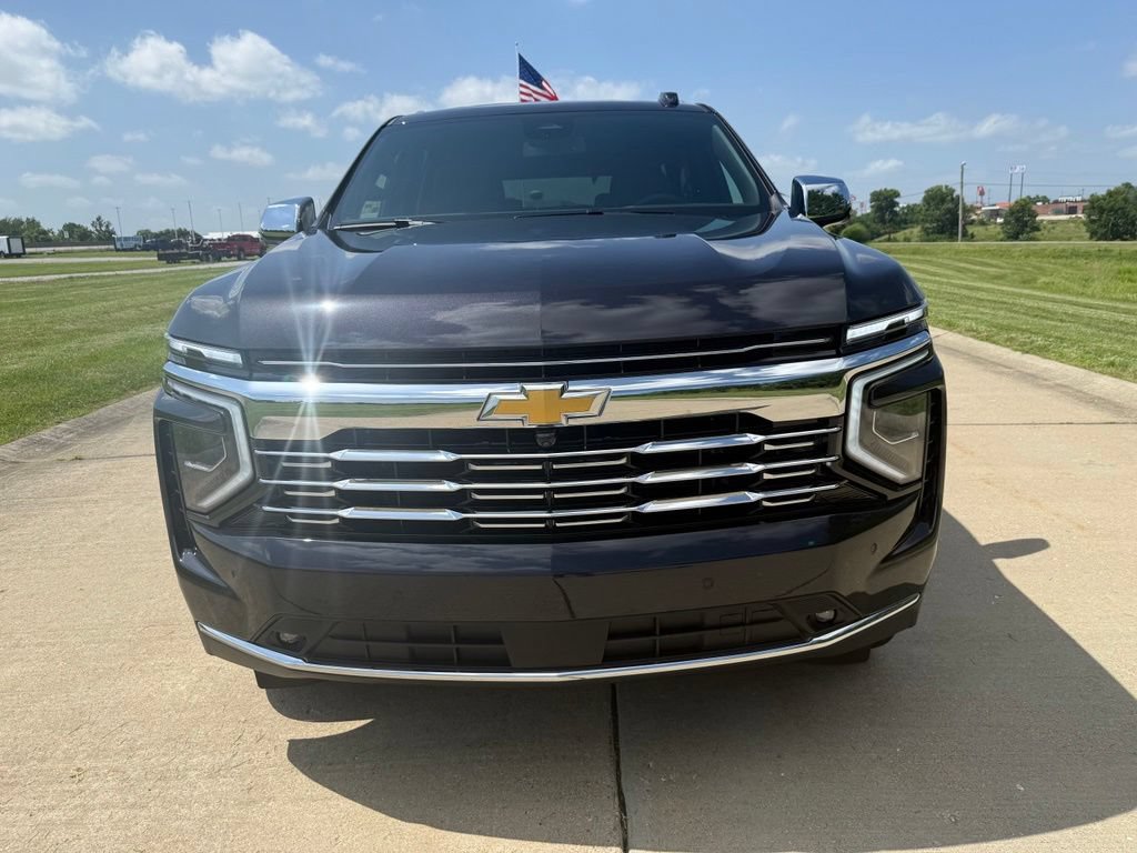 Used 2026 Chevrolet Tahoe Premier w/ Sun And Tow Package AWD/4WD image 11