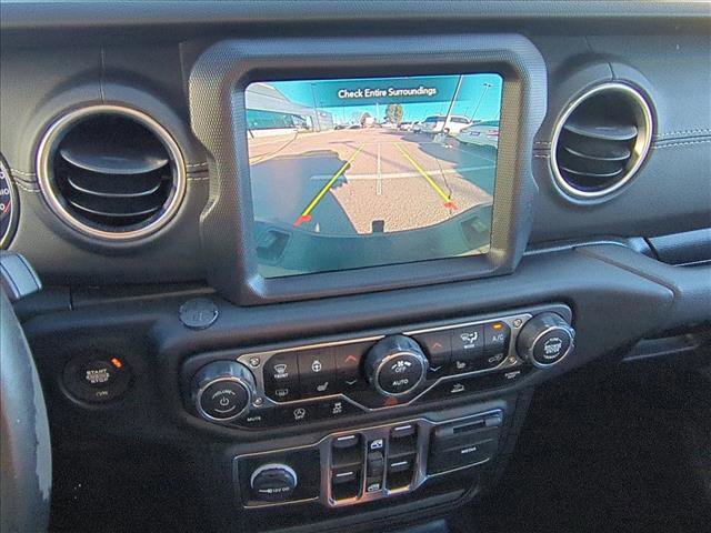 Used 2020 Jeep Gladiator Overland image 13