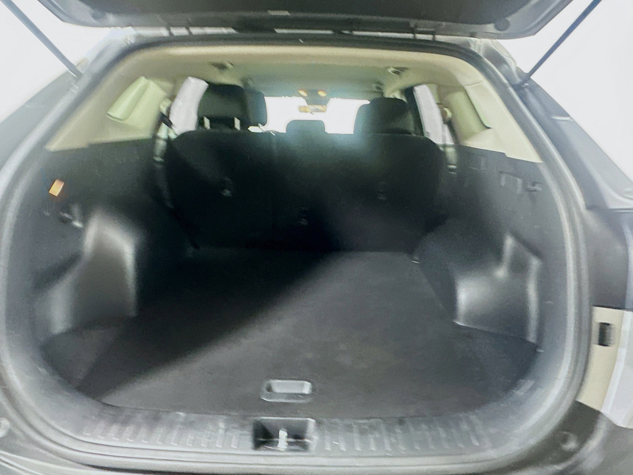 Used 2025 Kia Sportage LX FWD image 27