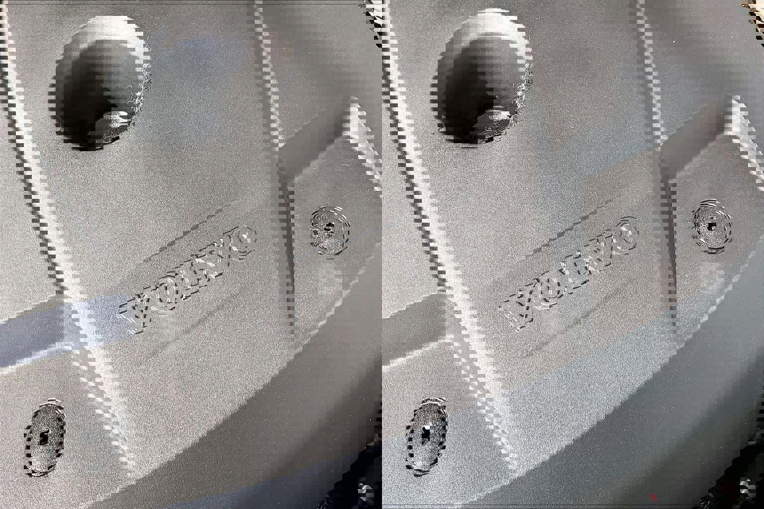 Used 2021 Volvo XC60 T6 Momentum image 33