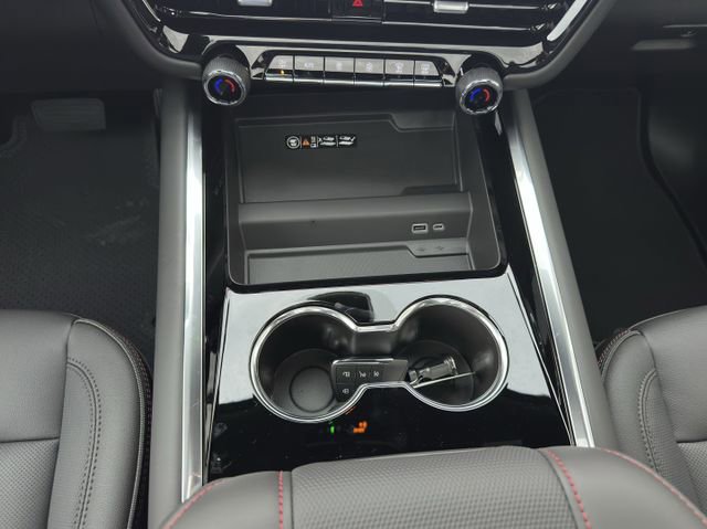 New 2026 Chevrolet Suburban RST w/ Comfort Package image 17