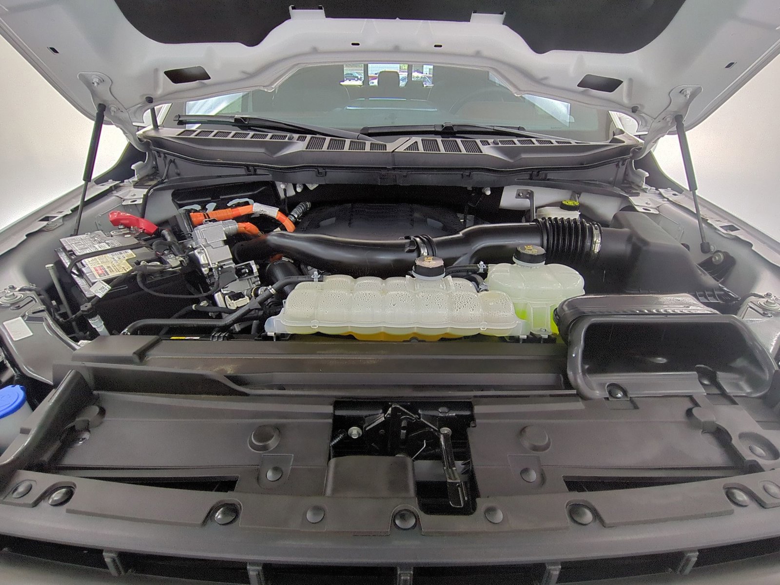 Used 2023 Ford F150 Lariat w/ Equipment Group 502A High AWD/4WD image 27