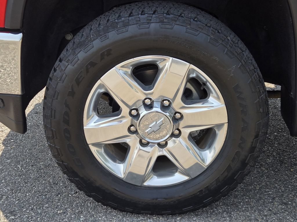 Used 2020 Chevrolet Silverado 3500 LTZ AWD/4WD image 7