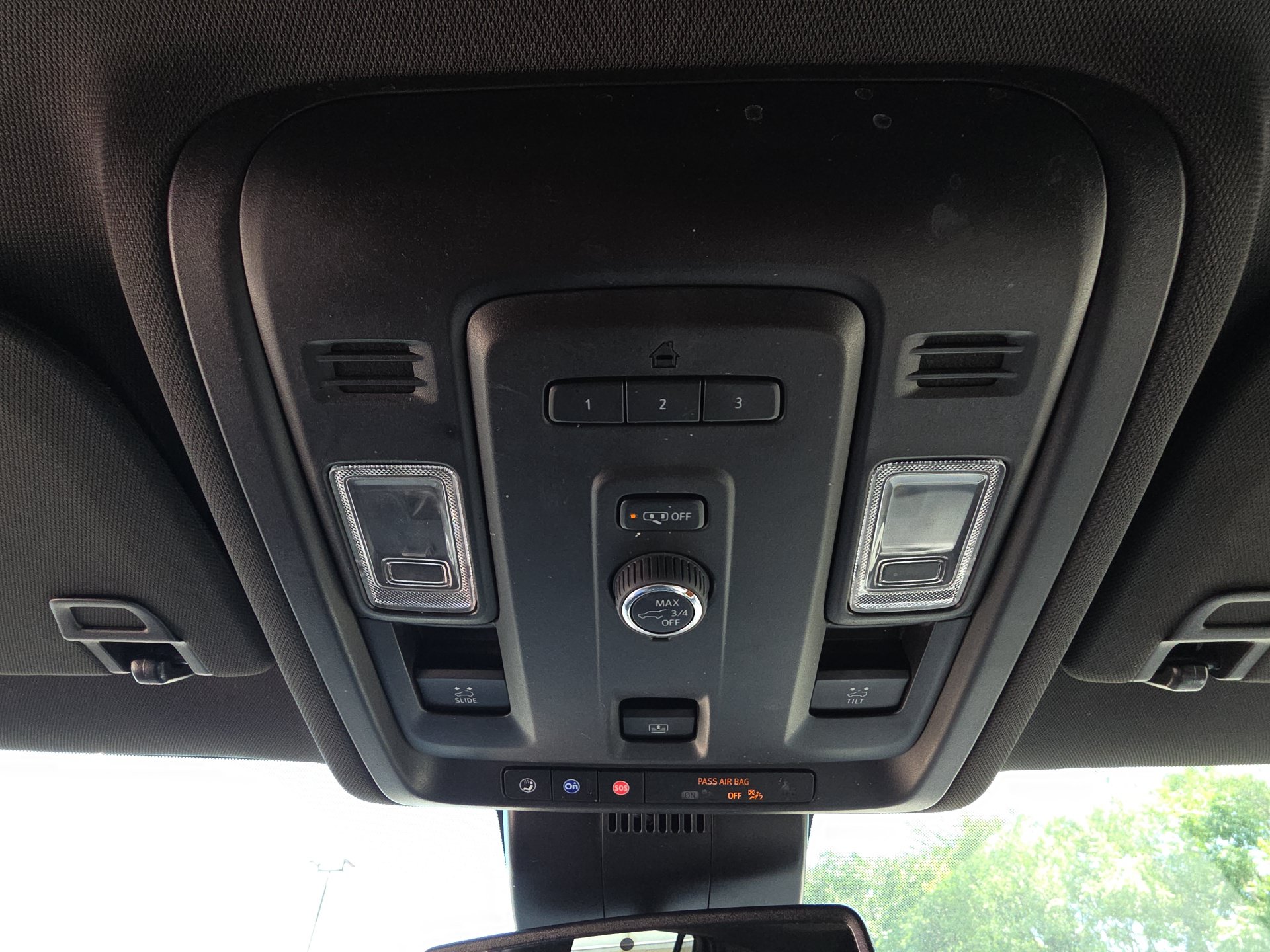 Used 2023 Chevrolet Tahoe Z71 AWD/4WD image 24