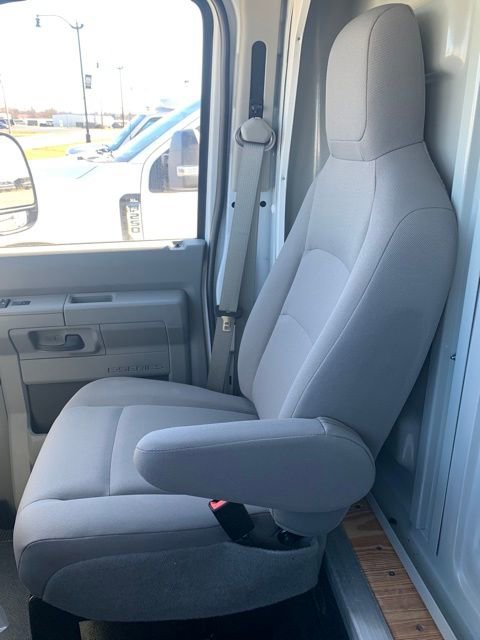 New 2025 Ford E-450 and Econoline 450 Super Duty w/ Power Equipment Group image 25