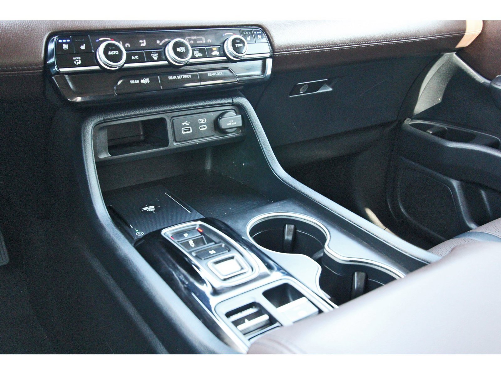 Used 2024 Honda Pilot Elite image 30