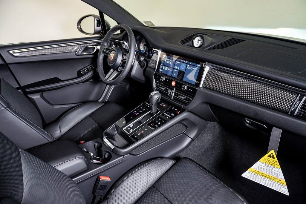 New 2026 Porsche Macan Turbo image 14