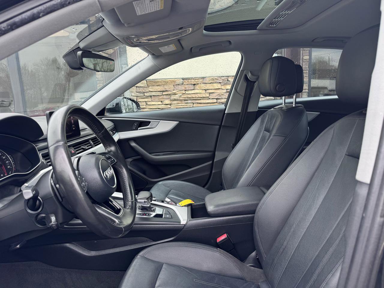 Used 2017 Audi A4 2.0T Premium image 14