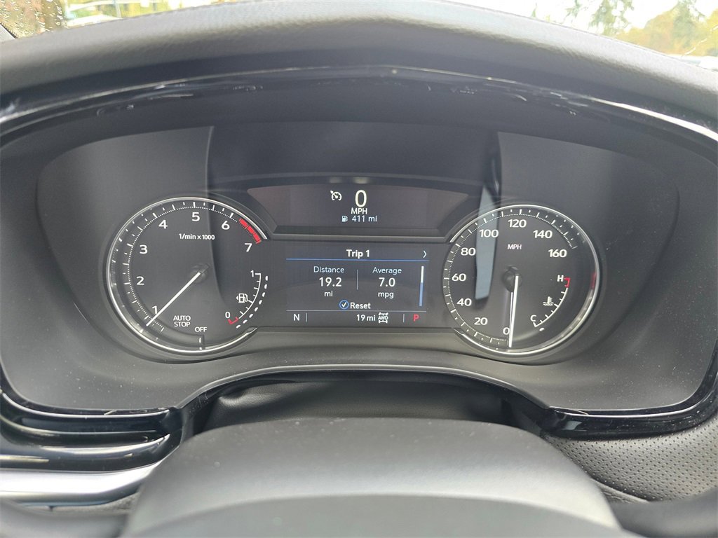 New 2025 Cadillac XT6 Luxury image 26