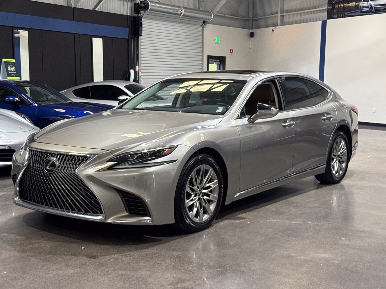 Used 2018 Lexus LS 500 w/ Accessory Package (Z2) RWD image 8