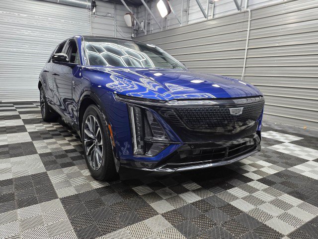 Used 2024 Cadillac Lyriq Sport AWD/4WD image 5