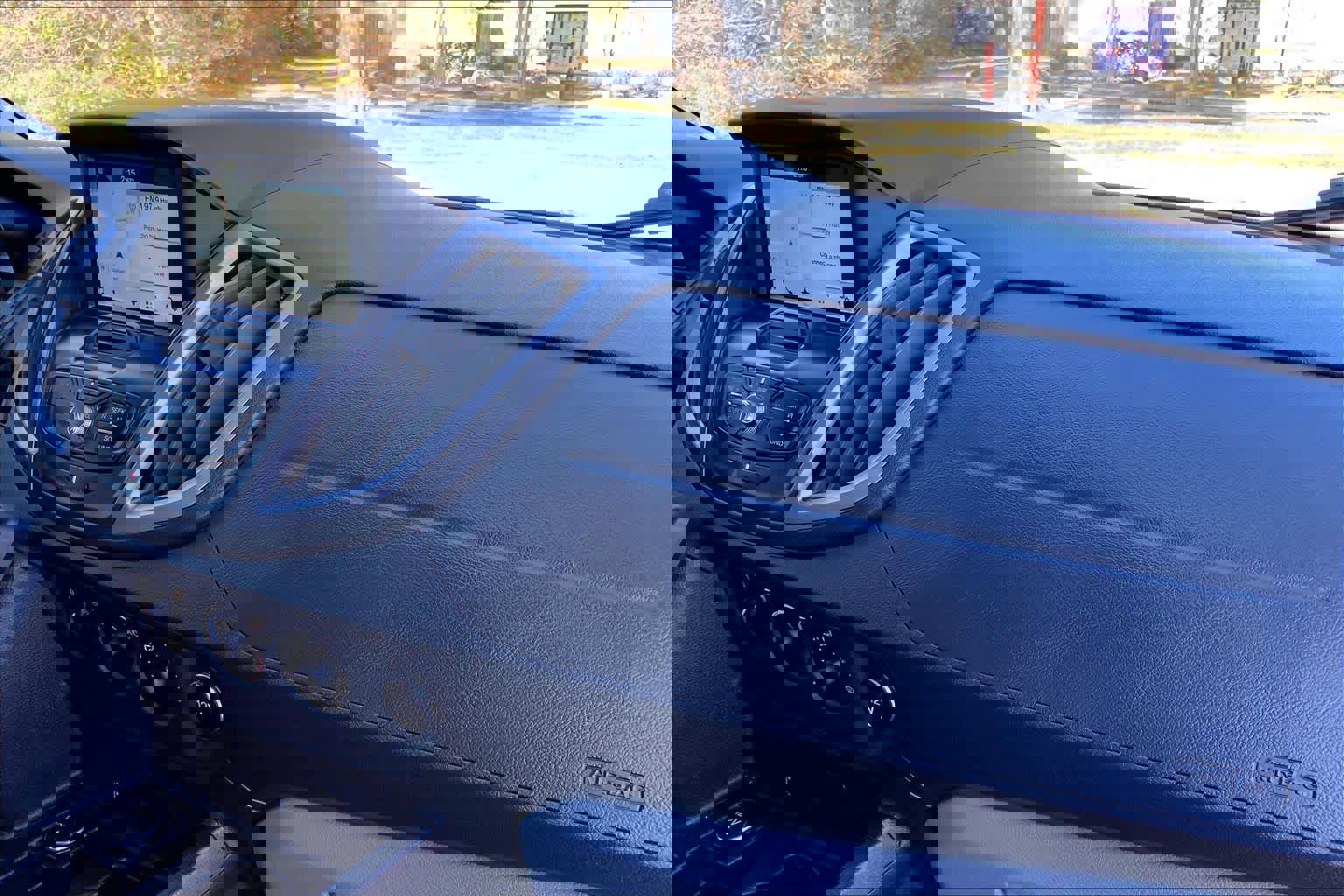 Used 2016 Ford Transit 350 XLT image 19