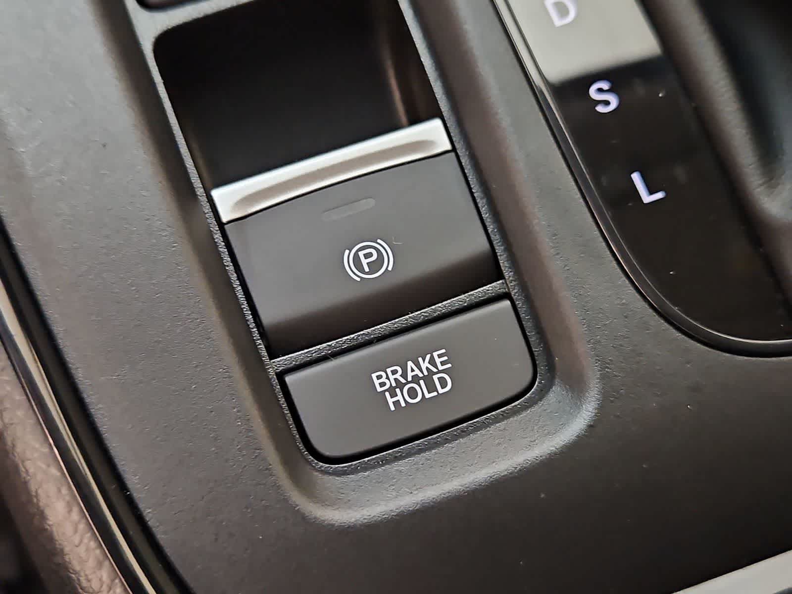 Certified 2024 Honda CR-V LX image 30