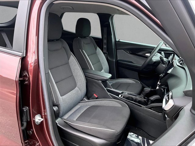 Certified 2023 Chevrolet TrailBlazer LT w/ Convenience Package image 7