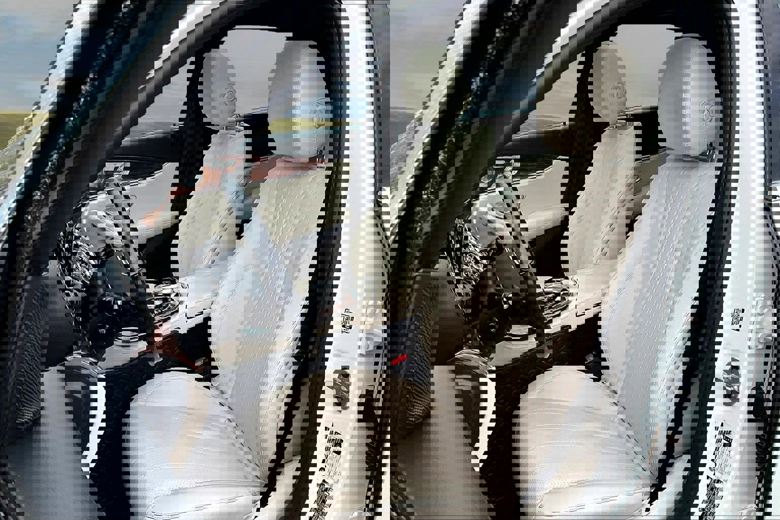 Used 2019 Mercedes-Benz E 300 4MATIC image 13