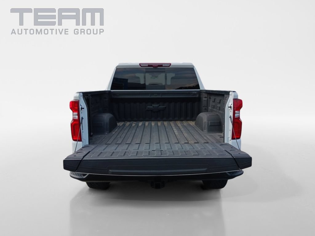 Used 2025 Chevrolet Silverado 1500 ZR2 w/ Technology Package AWD/4WD image 13