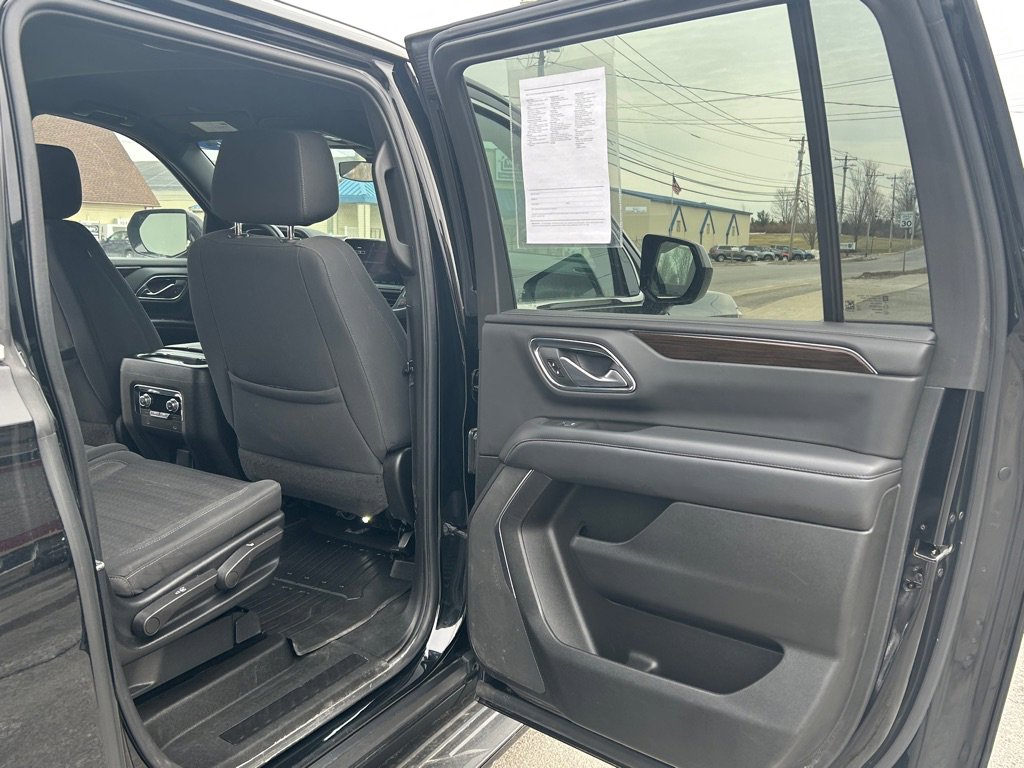 Used 2022 GMC Yukon XL SLE image 24