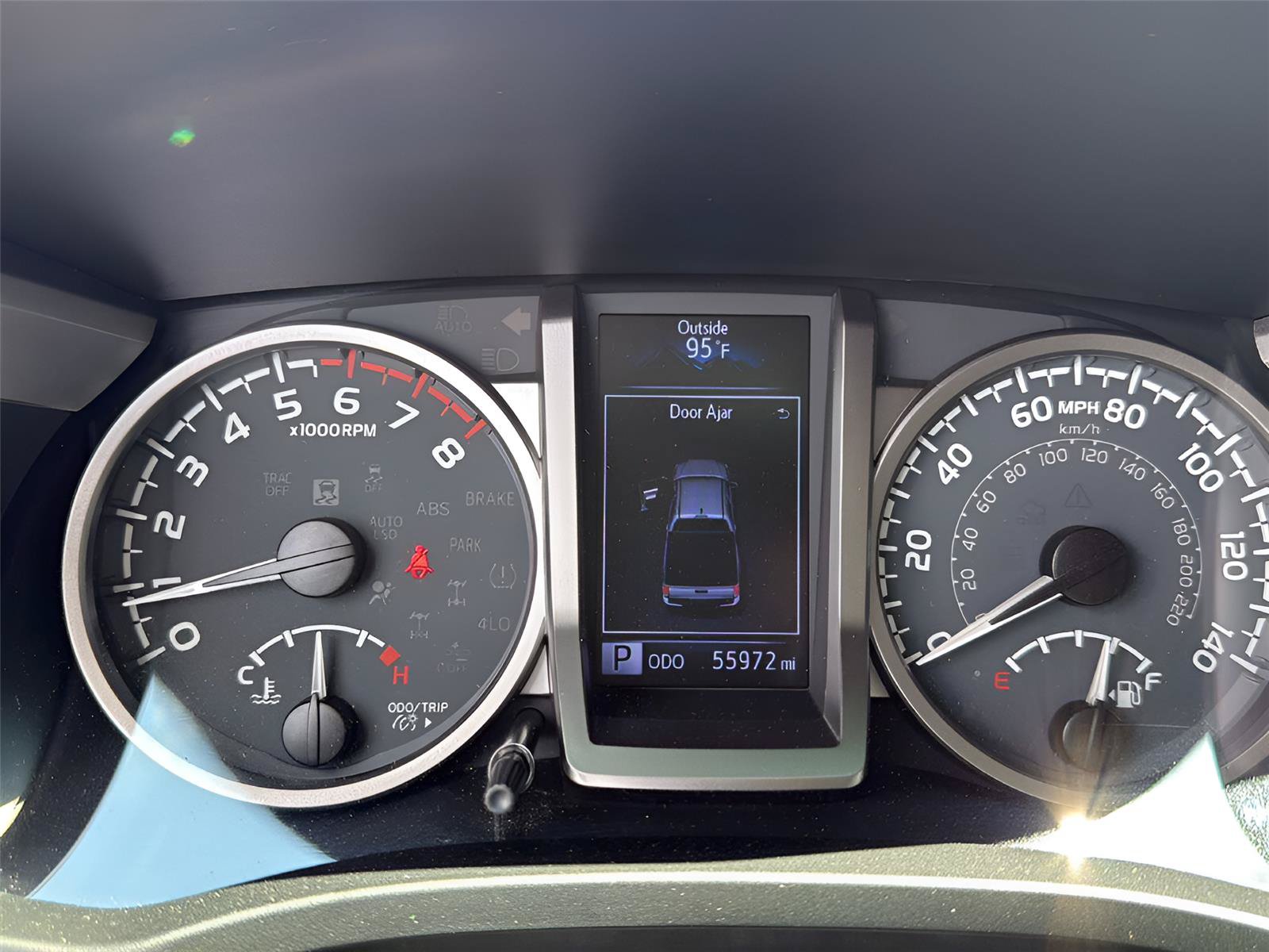 Used 2020 Toyota Tacoma SR5 w/ SR5 Appearance Package (SM) RWD image 2