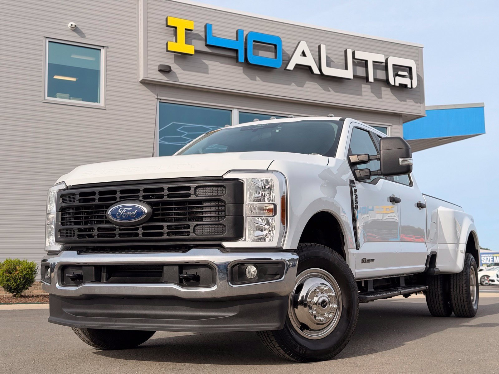 Used 2024 Ford F350 XL w/ XL Driver Assist Package AWD/4WD image 1