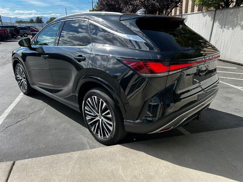 Used 2025 Lexus RX 350 w/ Convenience Package AWD/4WD image 5