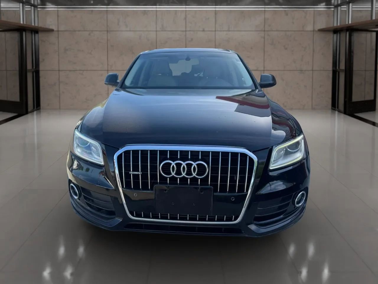 Used 2014 Audi Q5 2.0T Premium Plus w/ Premium Plus Package image 2