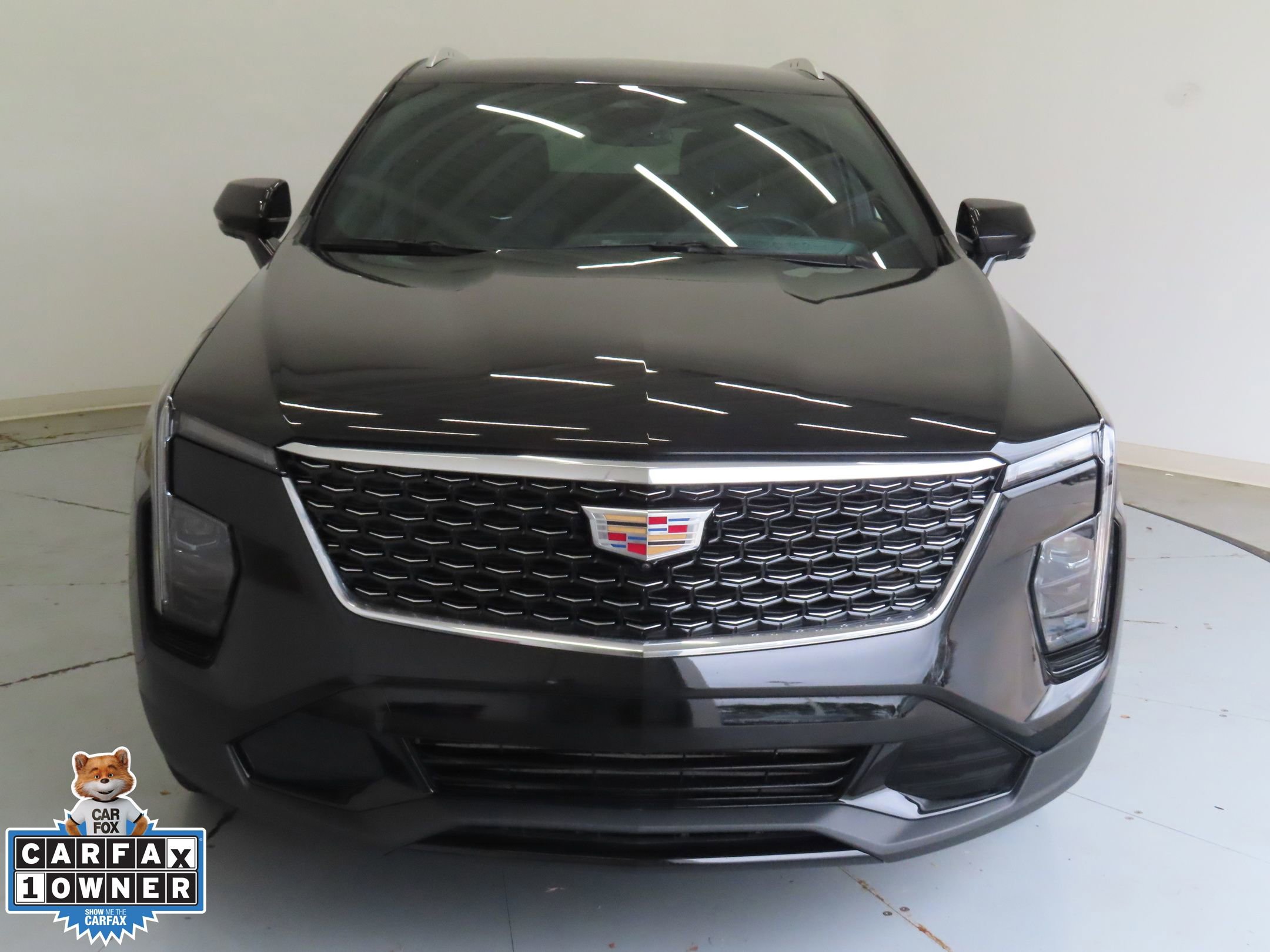 Used 2025 Cadillac XT4 Premium Luxury FWD image 10