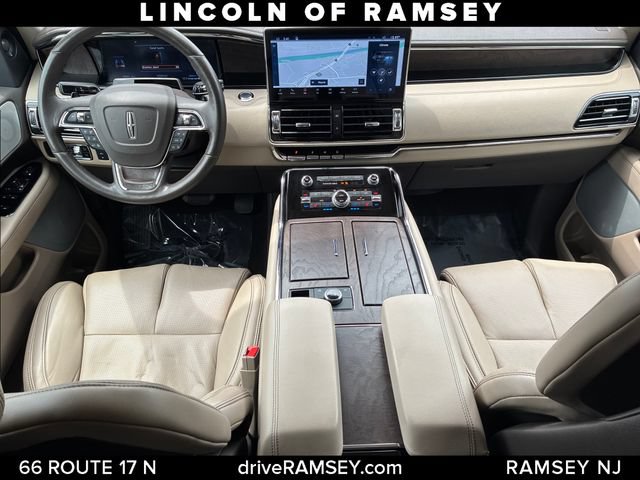 Used 2024 Lincoln Navigator L Reserve AWD/4WD image 24
