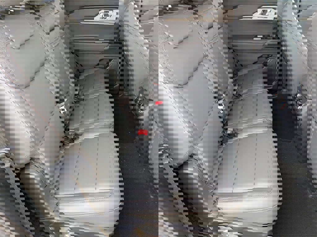 New 2026 Ford Explorer Active w/ Active Comfort Package image 20