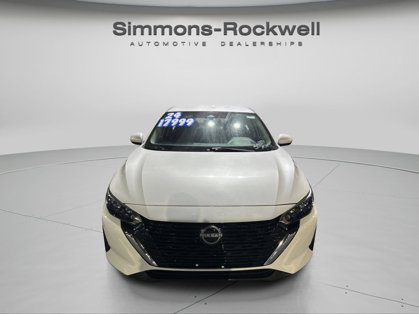 Used 2024 Nissan Sentra SV image 2