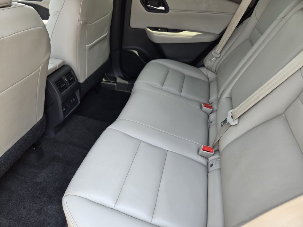Used 2023 Nissan Rogue SL w/ SL Premium Package FWD image 40