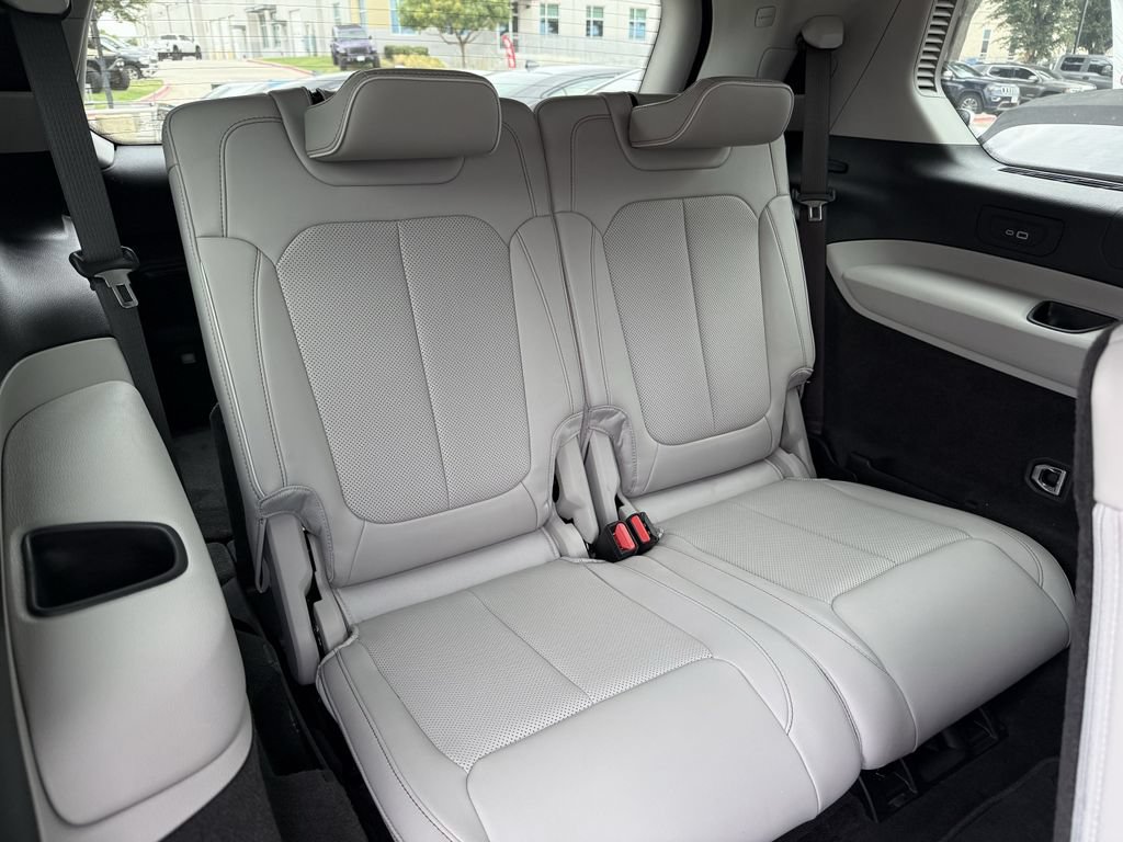 Used 2021 Jeep Grand Cherokee L Overland RWD image 29