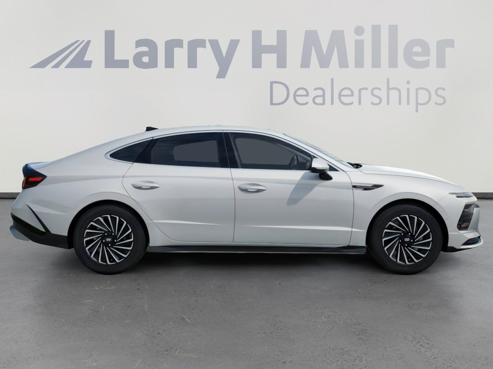 New 2026 Hyundai Sonata Limited FWD image 7