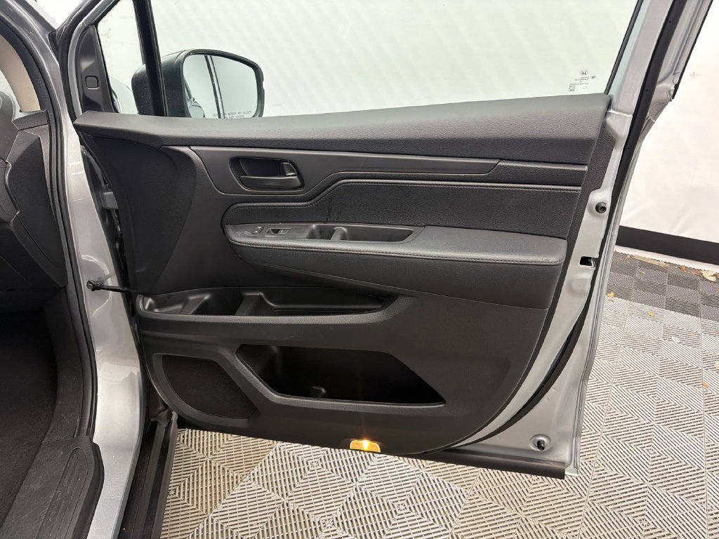 Used 2025 Honda Odyssey EX-L image 16