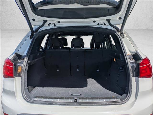 Used 2017 BMW X1 xDrive28i AWD/4WD image 6