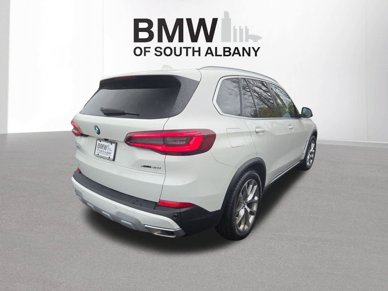 Used 2022 BMW X5 xDrive40i w/ Premium Package AWD/4WD image 5