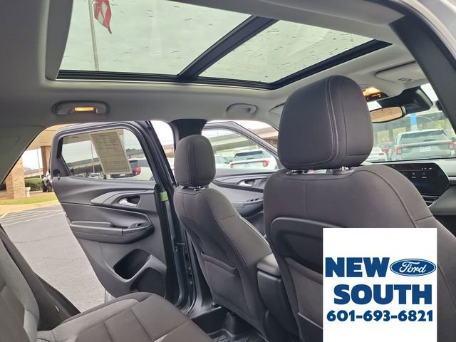 Used 2024 Chevrolet TrailBlazer LT w/ Convenience Package image 29