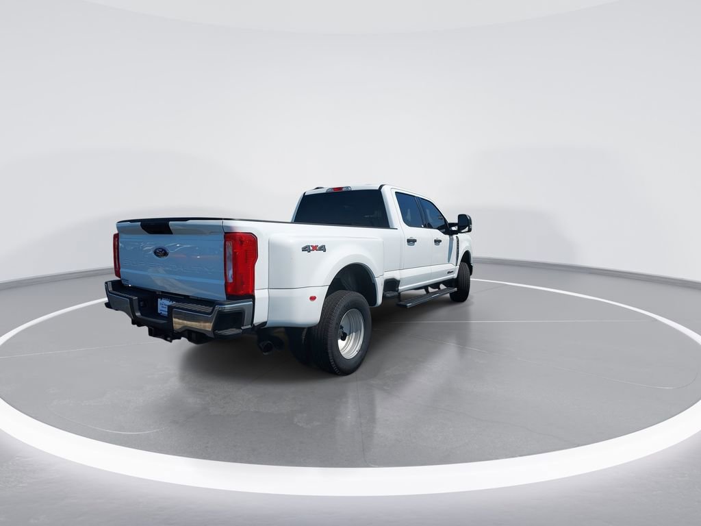 Used 2024 Ford F350 XLT image 8
