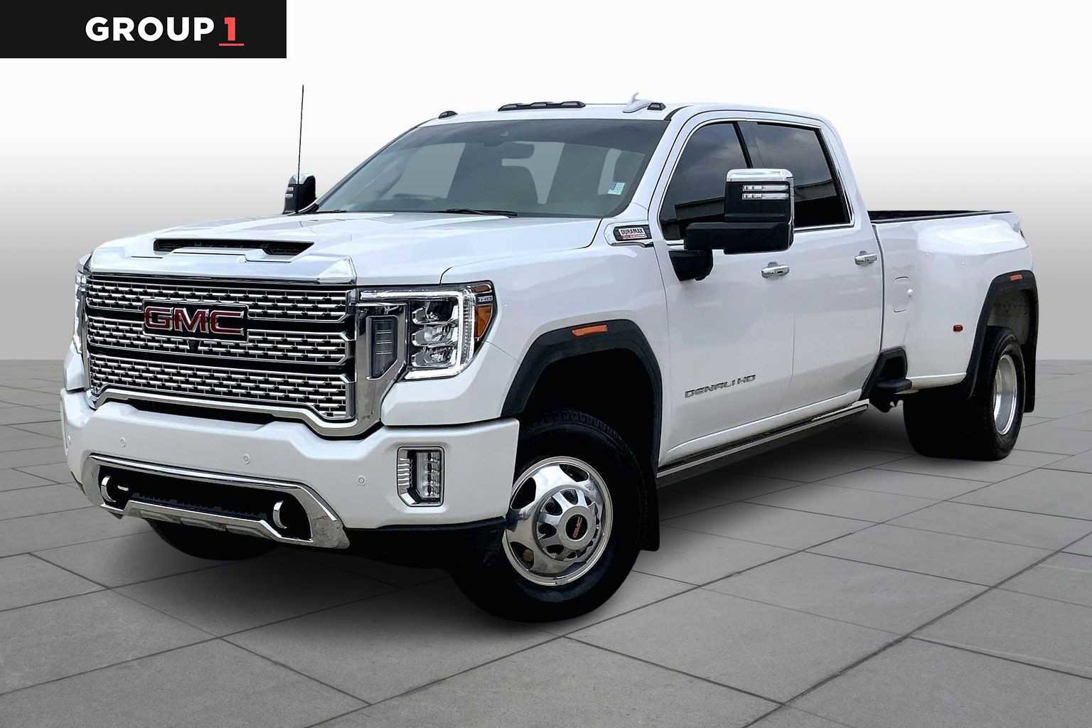 Used 2022 GMC Sierra 3500 Denali image 1