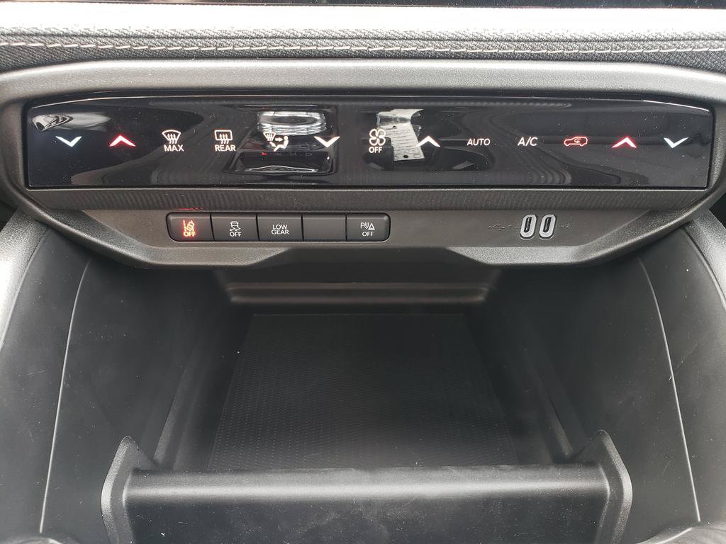New 2026 Jeep Cherokee Laredo AWD/4WD image 18