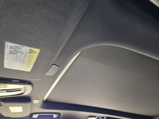 New 2025 Volvo XC90 T8 Core image 33