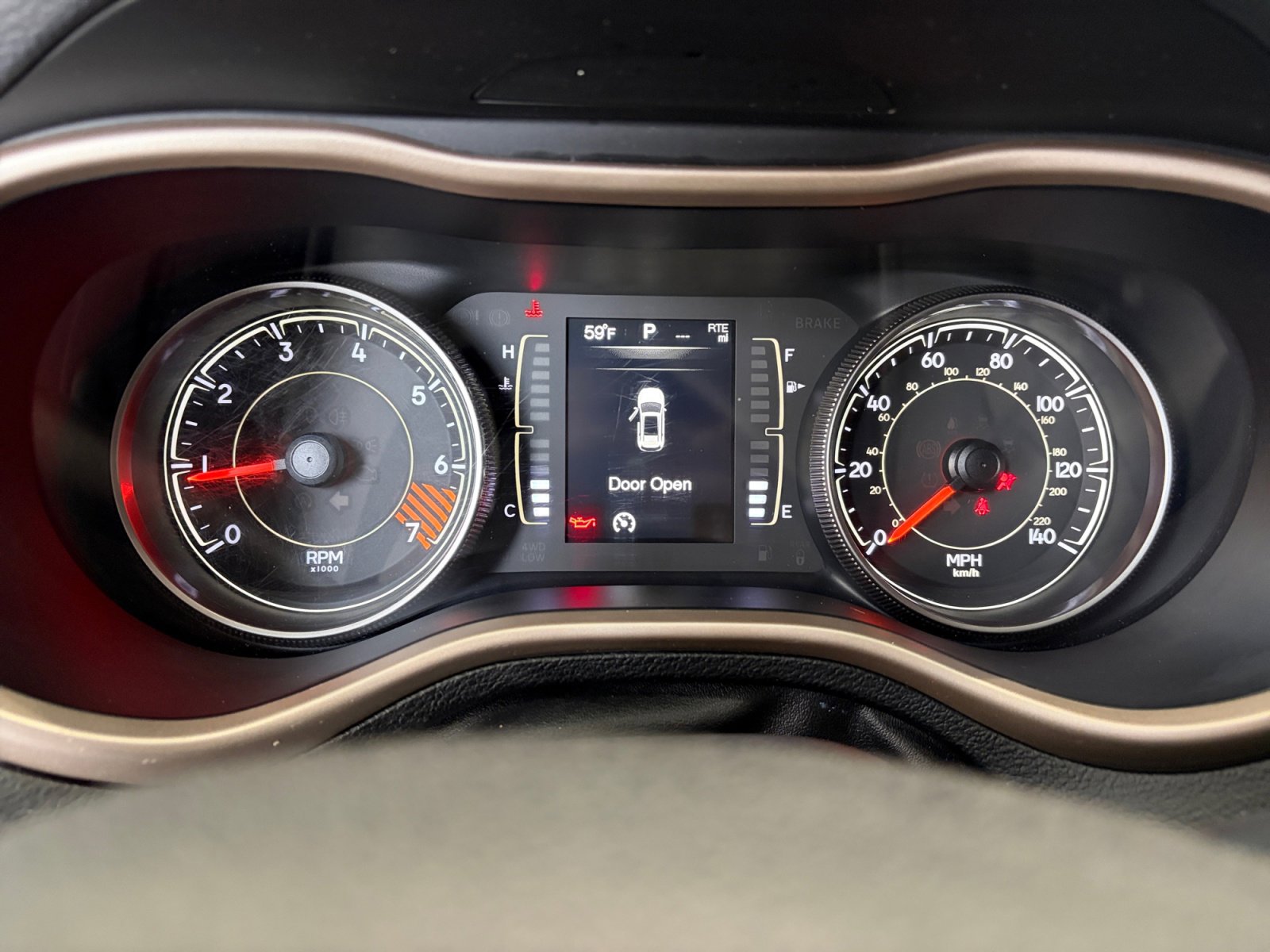 Used 2015 Jeep Cherokee Latitude w/ Cold Weather Group image 14